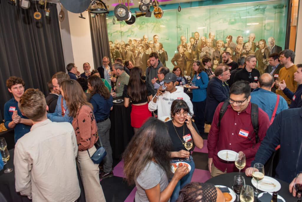 pic of crowd at FuturePub