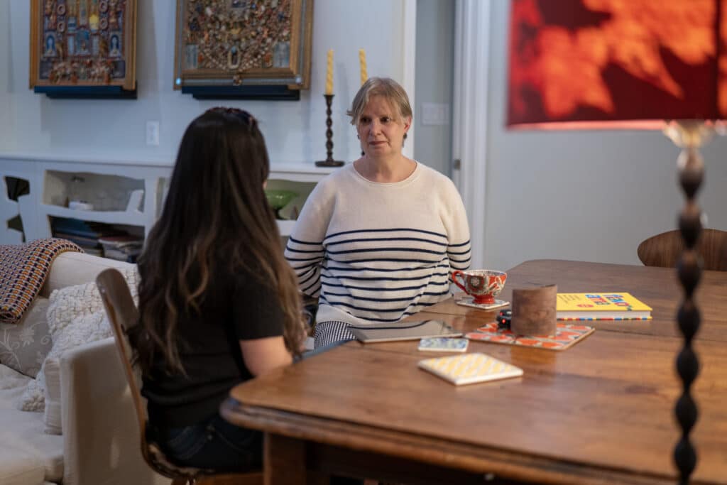 Dr Suze Kundu speaking with Alice Meadows